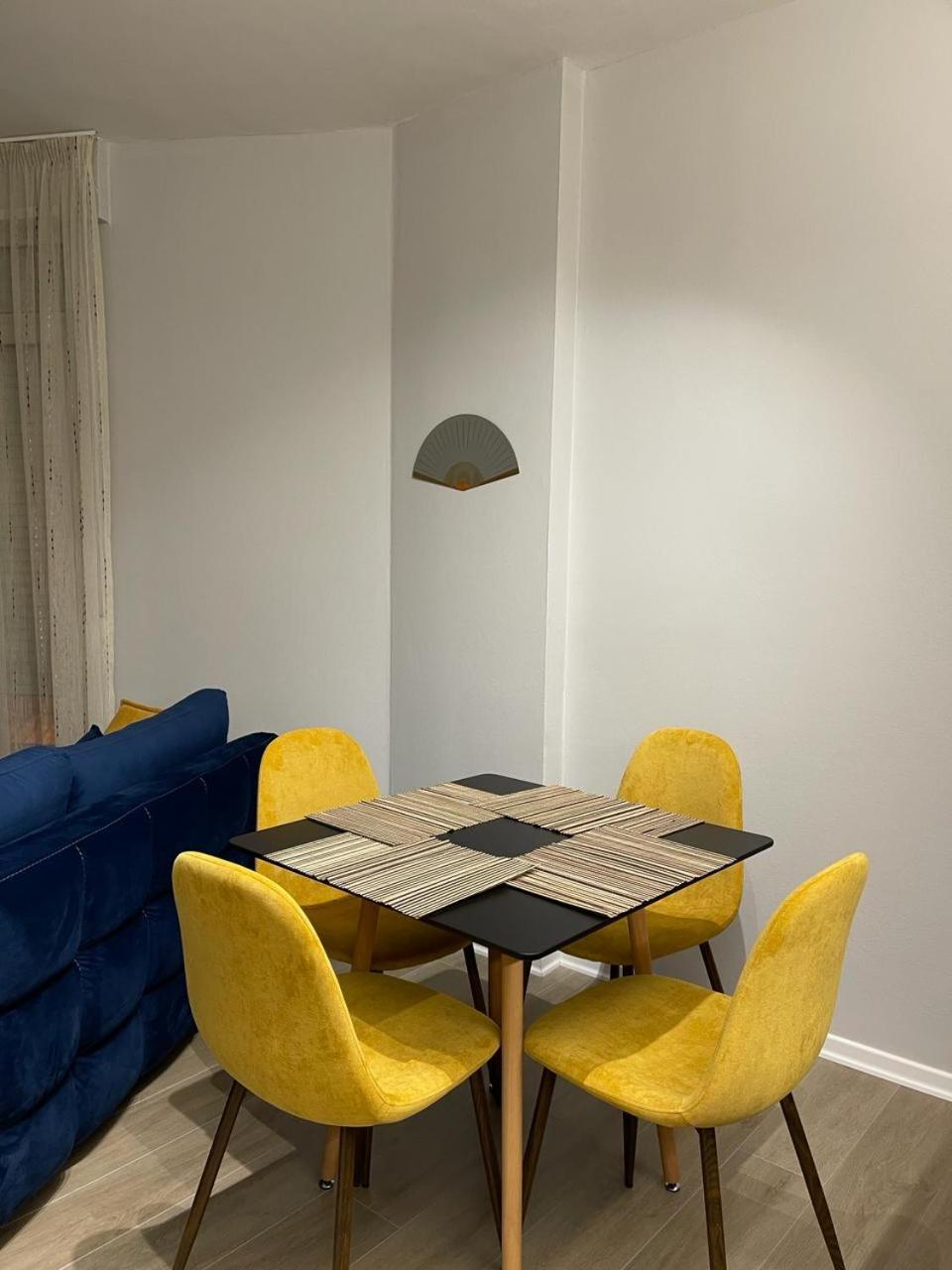 Am Apartment Тирана Екстер'єр фото