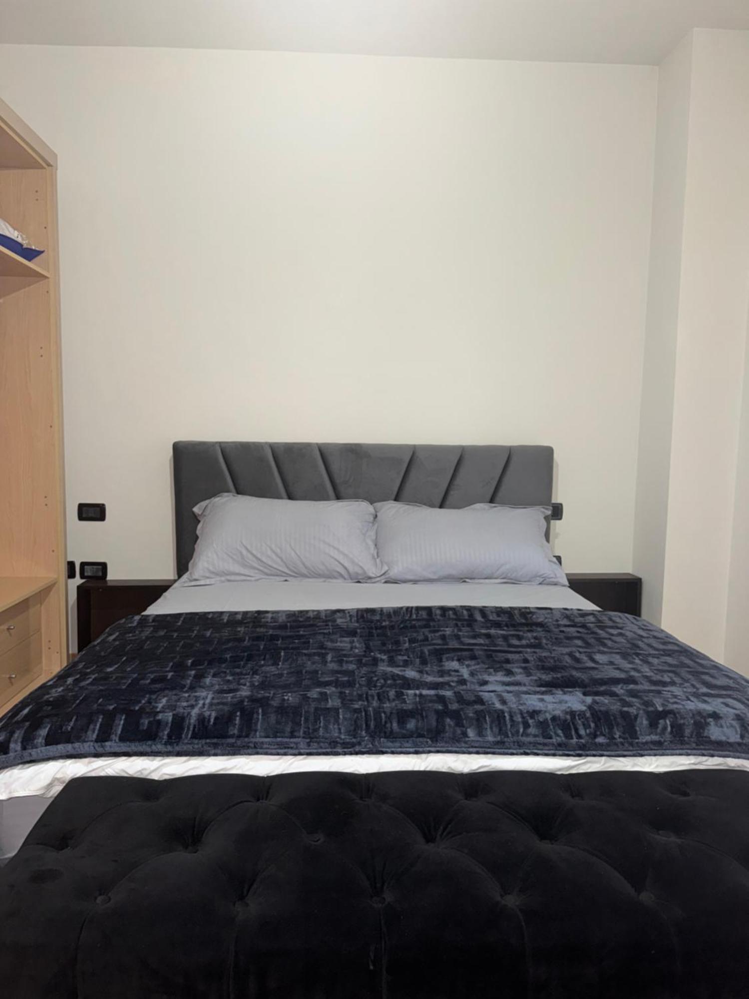 Am Apartment Тирана Екстер'єр фото
